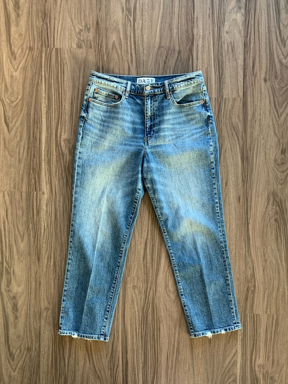 DAZE Women's Straight Leg Jeans in Light Blue